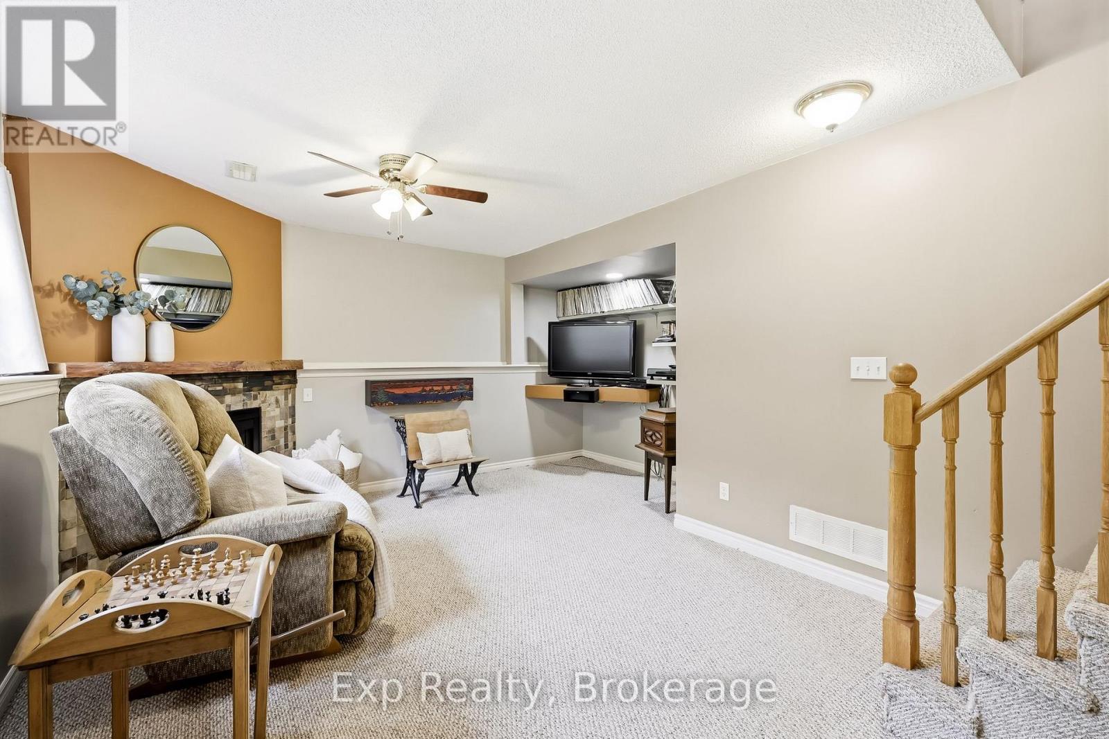 7402 Byers Road, Hamilton Township, ON - Indoor Photo Showing Other Room