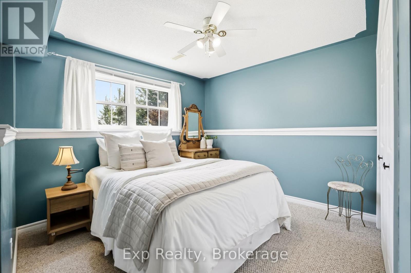 7402 Byers Road, Hamilton Township, ON - Indoor Photo Showing Bedroom