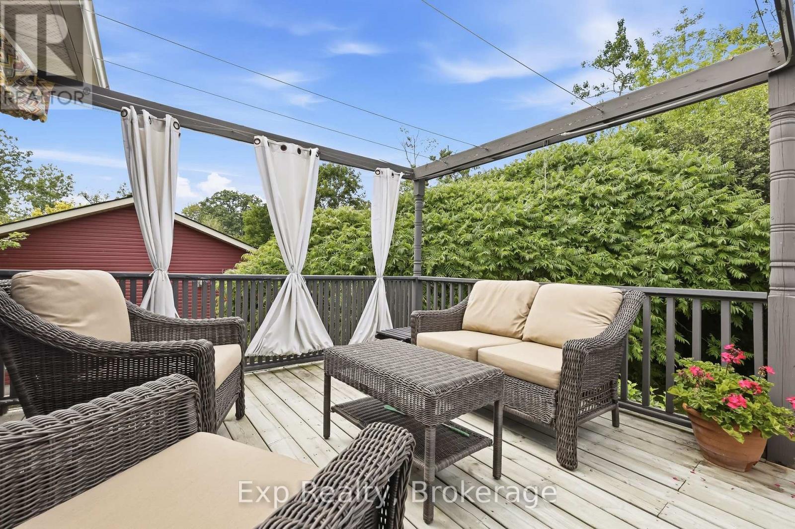 7402 Byers Road, Hamilton Township, ON - Outdoor With Deck Patio Veranda With Exterior