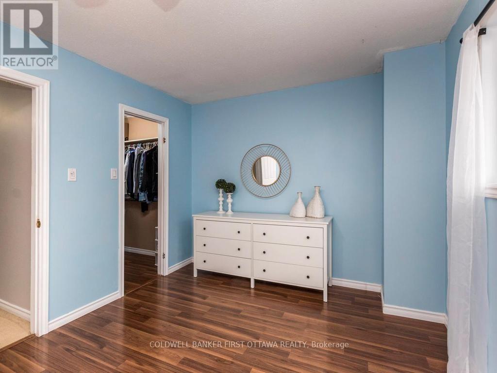 75 Sundback Lane, Ottawa, ON - Indoor