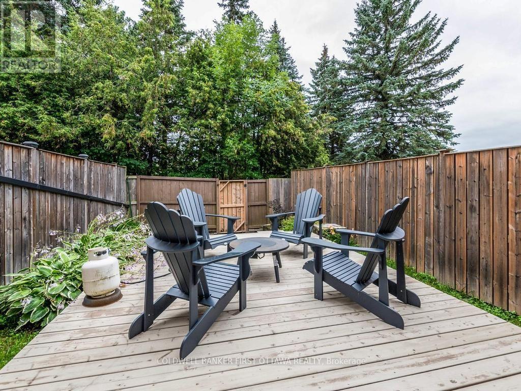 75 Sundback Lane, Ottawa, ON - Outdoor With Deck Patio Veranda With Exterior