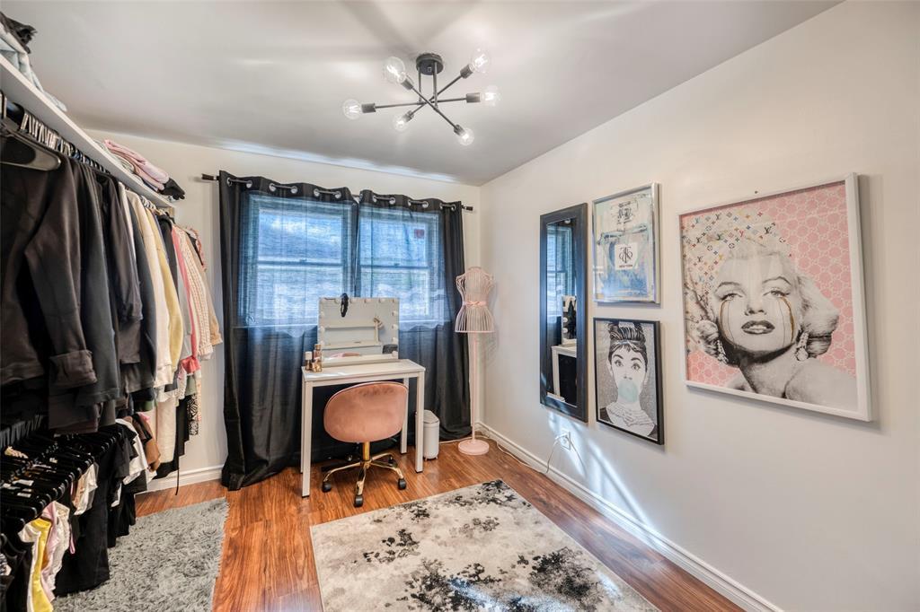 1049 Indian Road North, Sarnia, ON