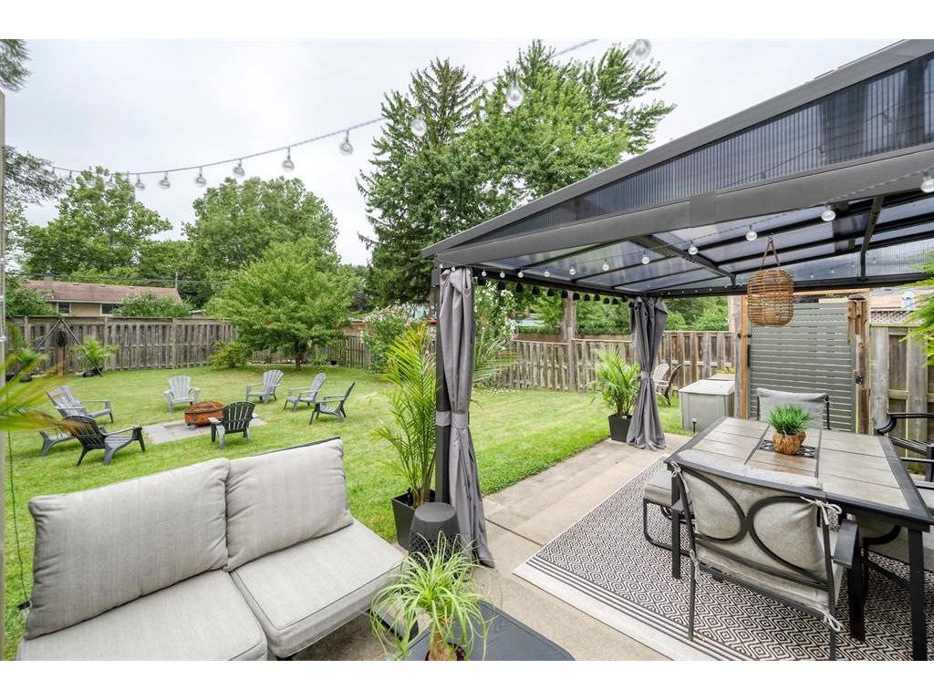 1049 Indian Road North, Sarnia, ON