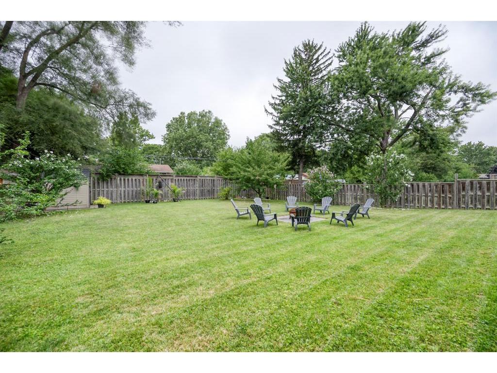 1049 Indian Road North, Sarnia, ON