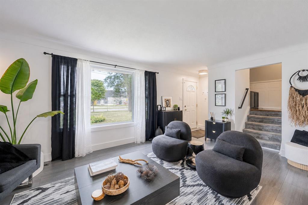 1049 Indian Road North, Sarnia, ON
