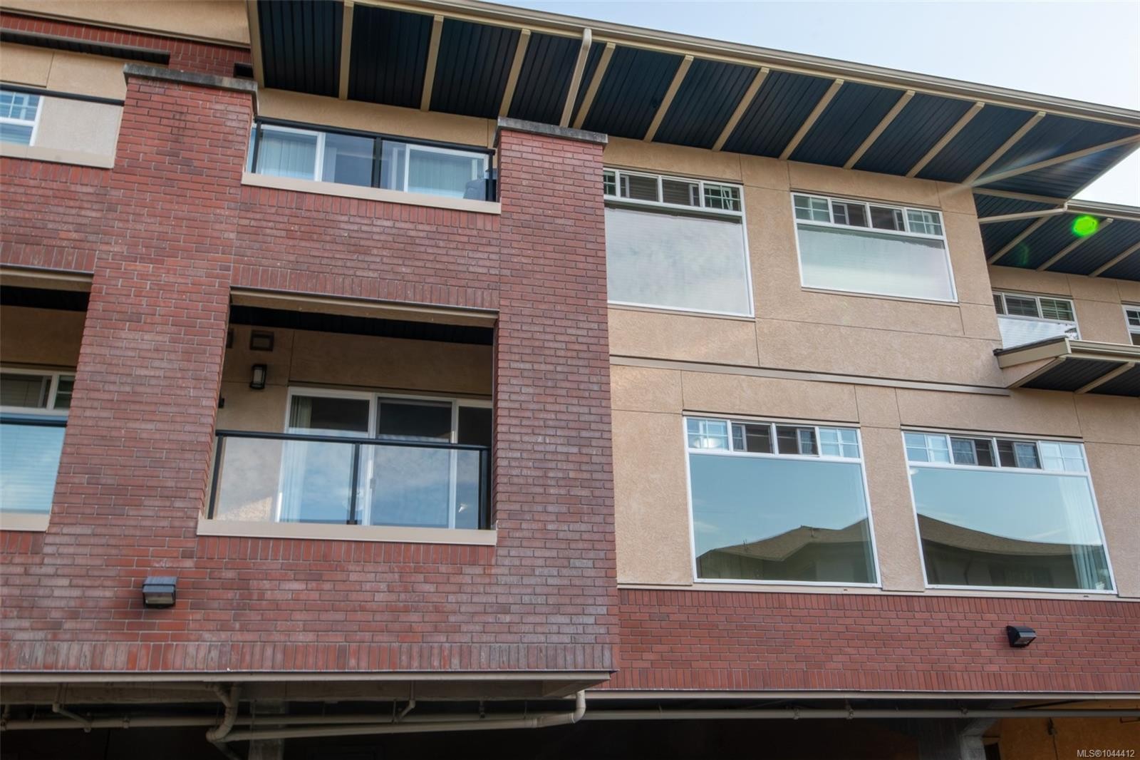 #202-2380 Brethour Ave, Sidney, BC - Outdoor With Exterior