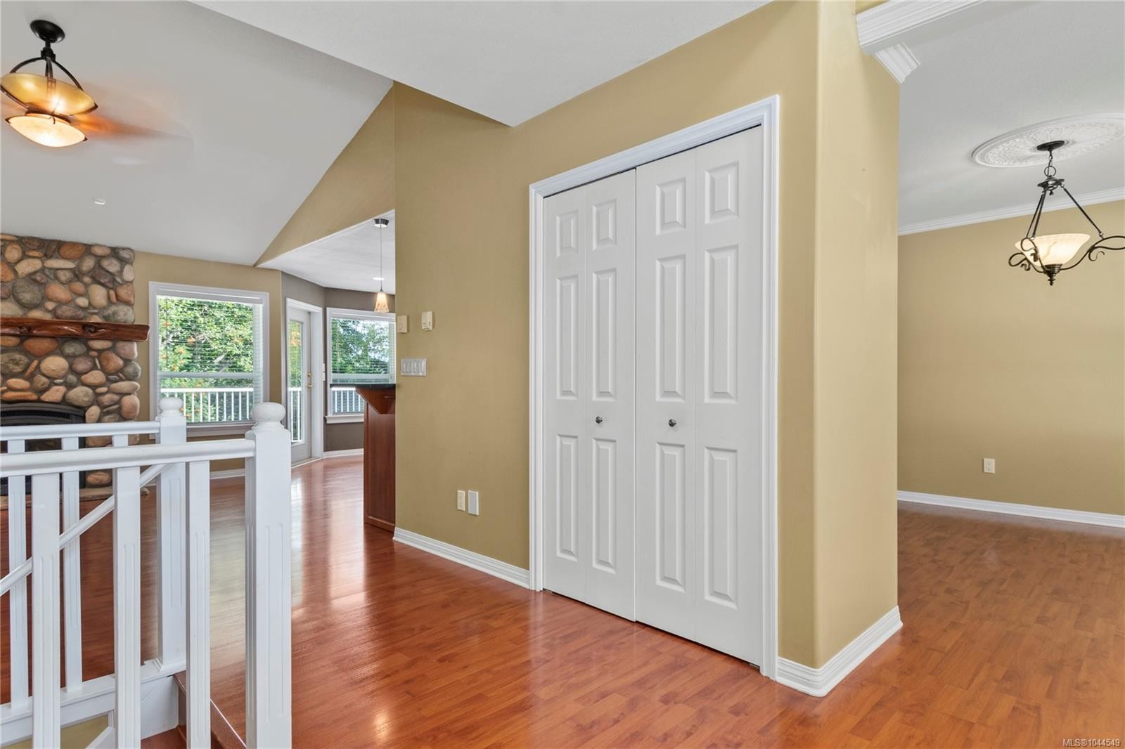 228 Maryland Rd, Campbell River, BC