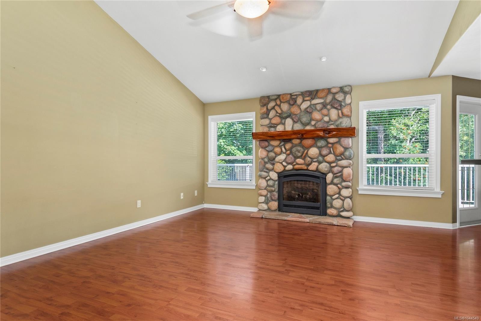 228 Maryland Rd, Campbell River, BC