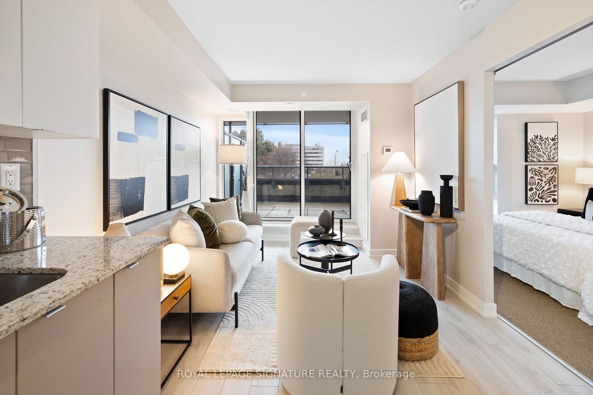 312-160 Flemington Road, Toronto, ON - Indoor