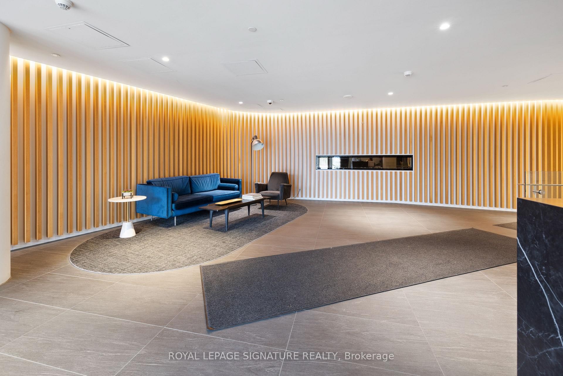 312-160 Flemington Road, Toronto, ON - Indoor Photo Showing Other Room
