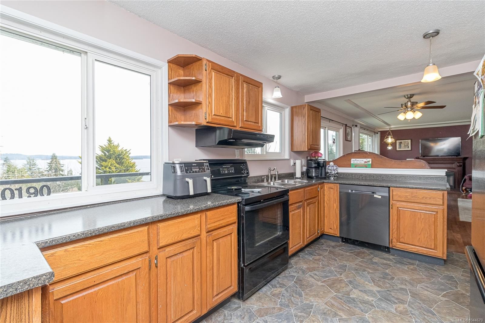 10190 View St, Chemainus, BC