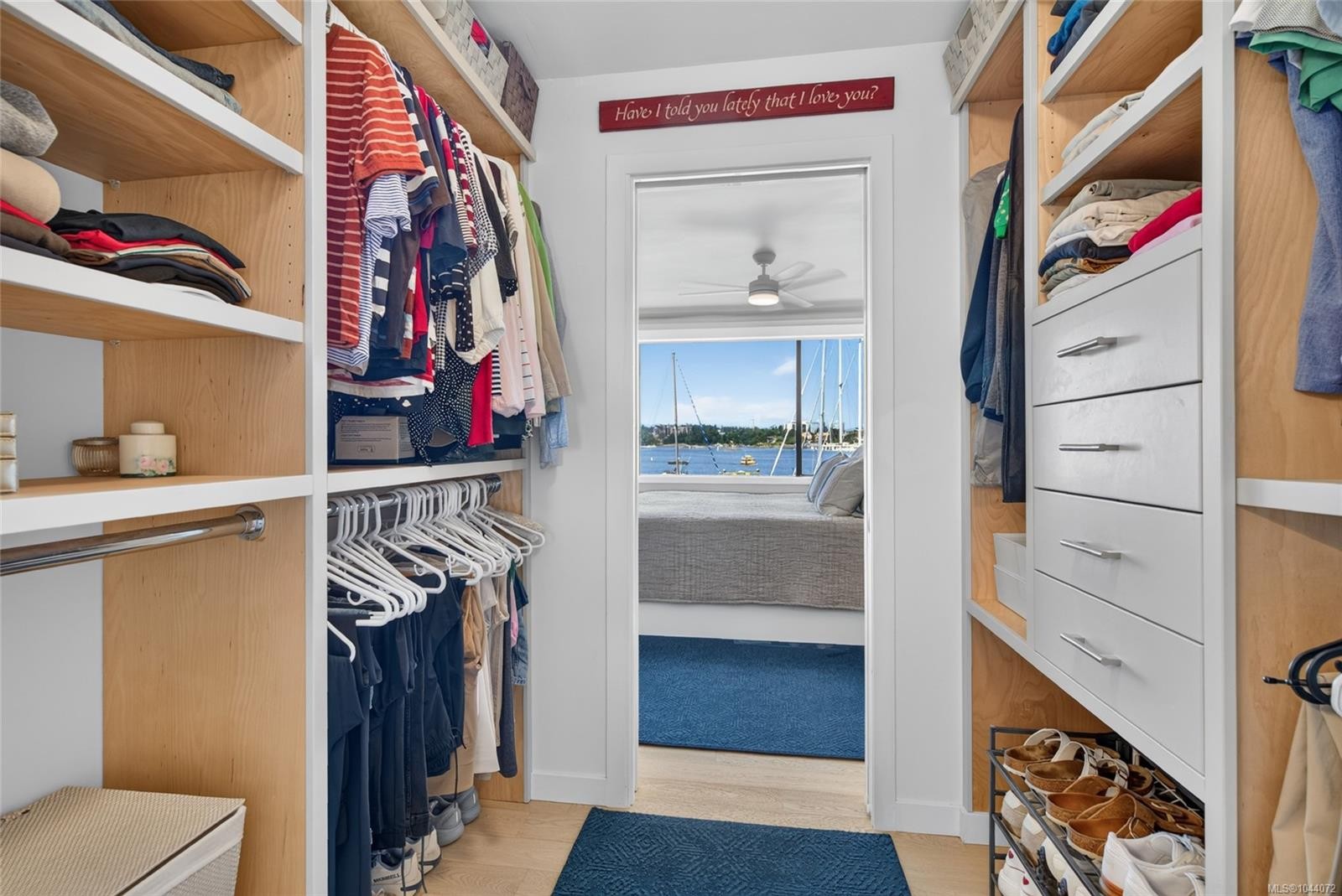 #203-640 Montreal St, Victoria, BC - Indoor With Storage
