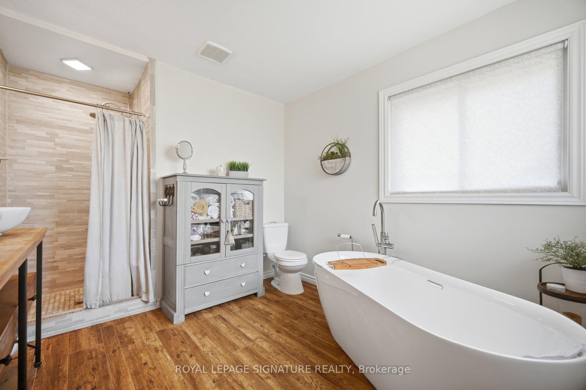 5390 Mcfarren Boulevard, Mississauga, ON - Indoor