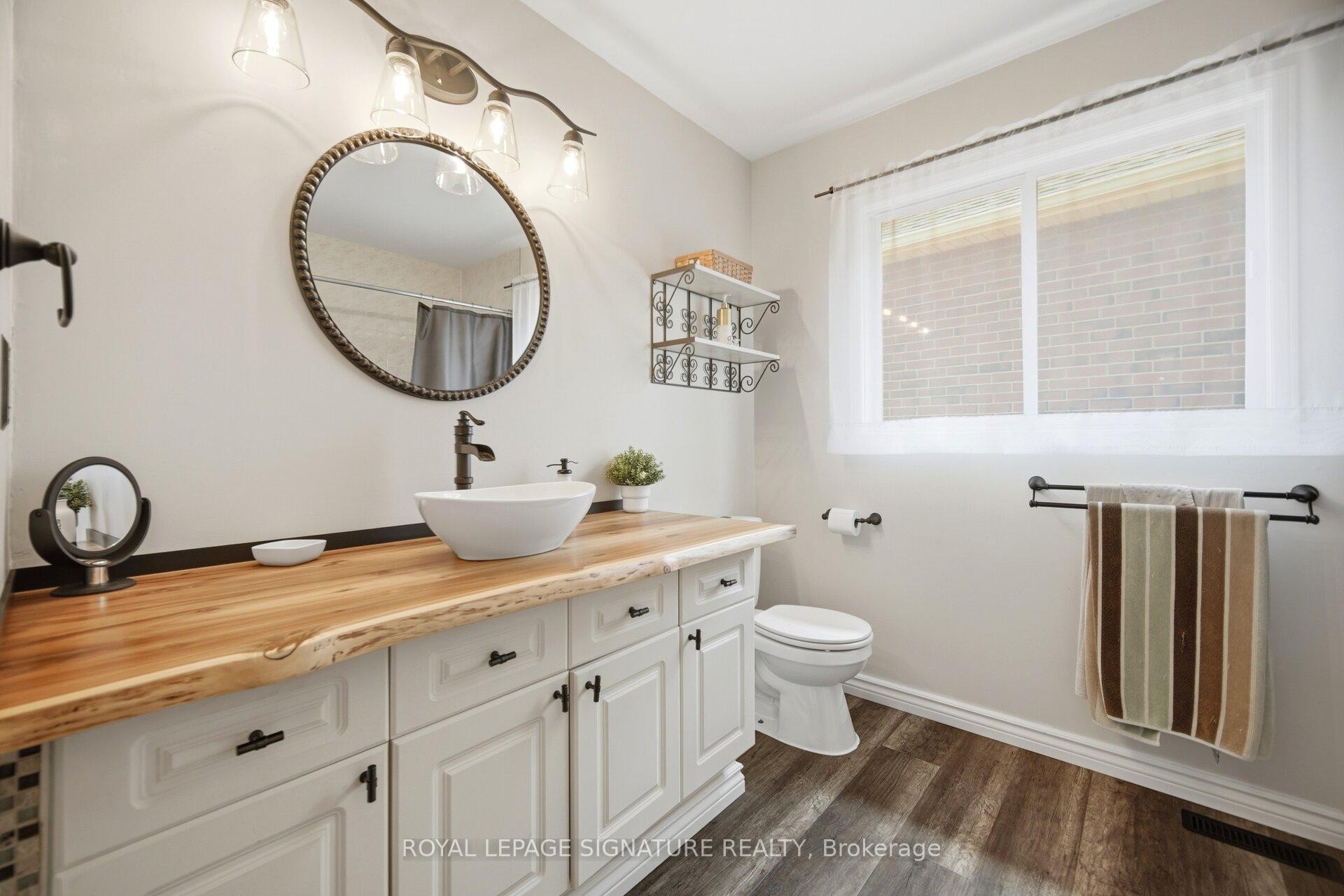 5390 Mcfarren Boulevard, Mississauga, ON - Indoor Photo Showing Bathroom