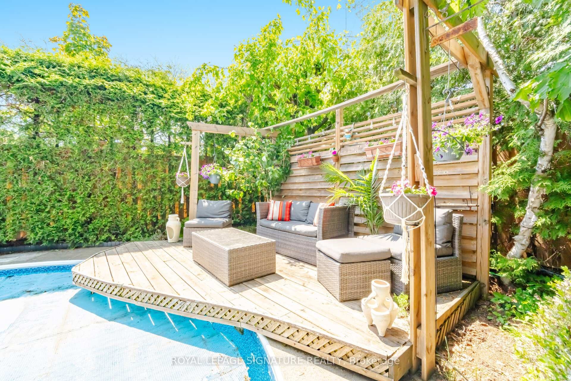 5390 Mcfarren Boulevard, Mississauga, ON - Outdoor With In Ground Pool With Deck Patio Veranda