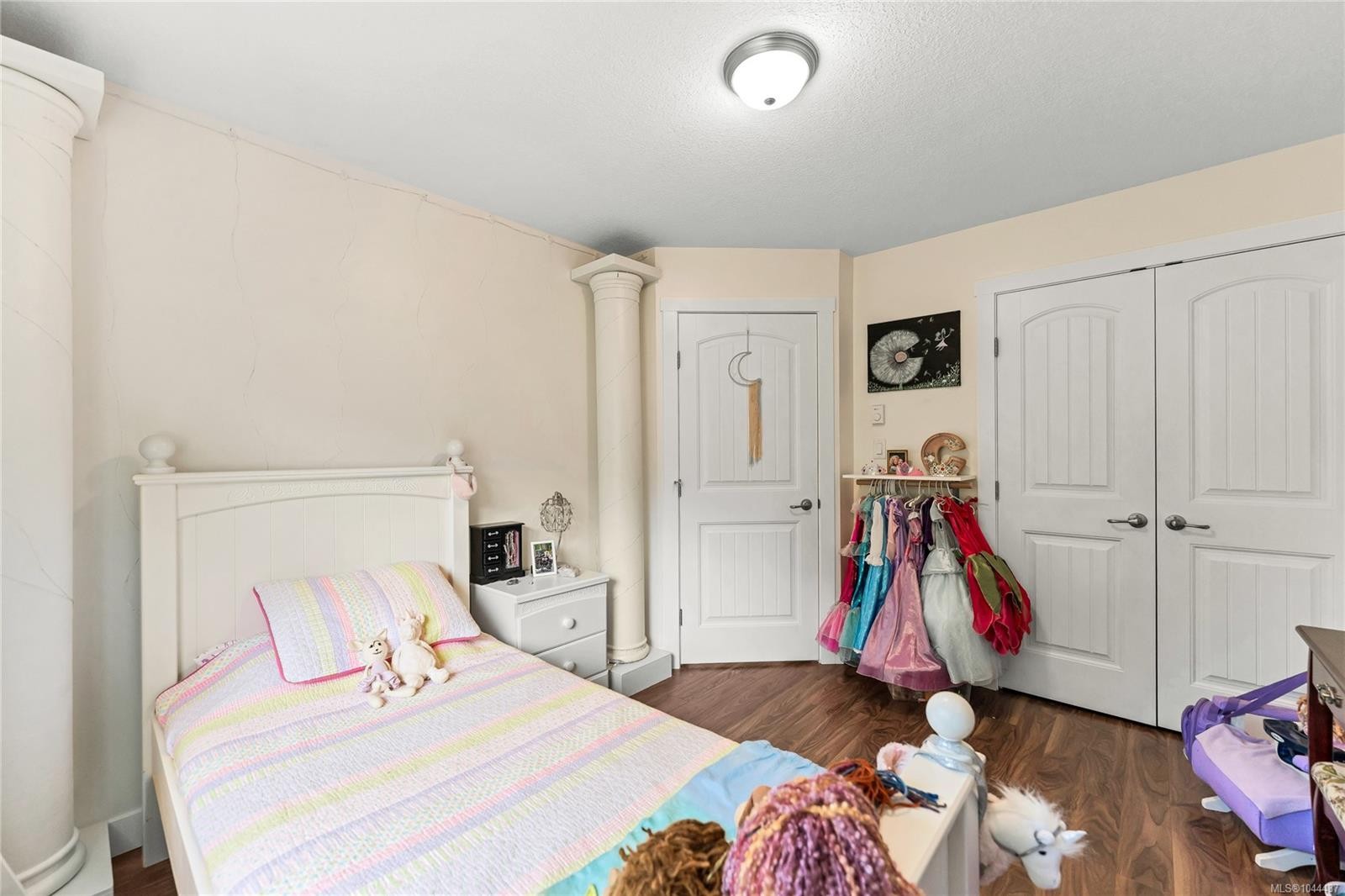 7978 Northview Dr, Crofton, BC - Indoor Photo Showing Bedroom