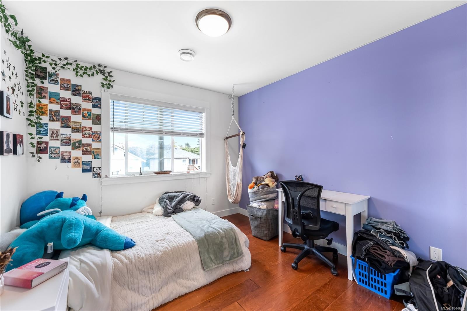 57 Sims Ave, Saanich, BC