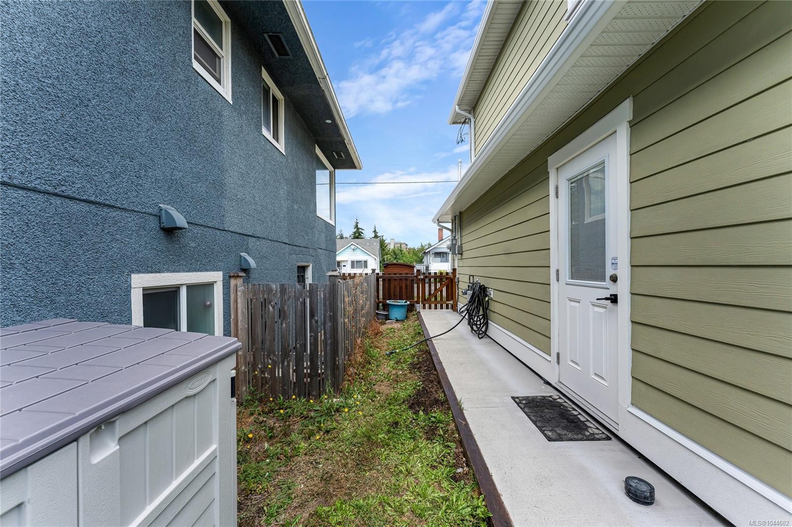 57 Sims Ave, Saanich, BC