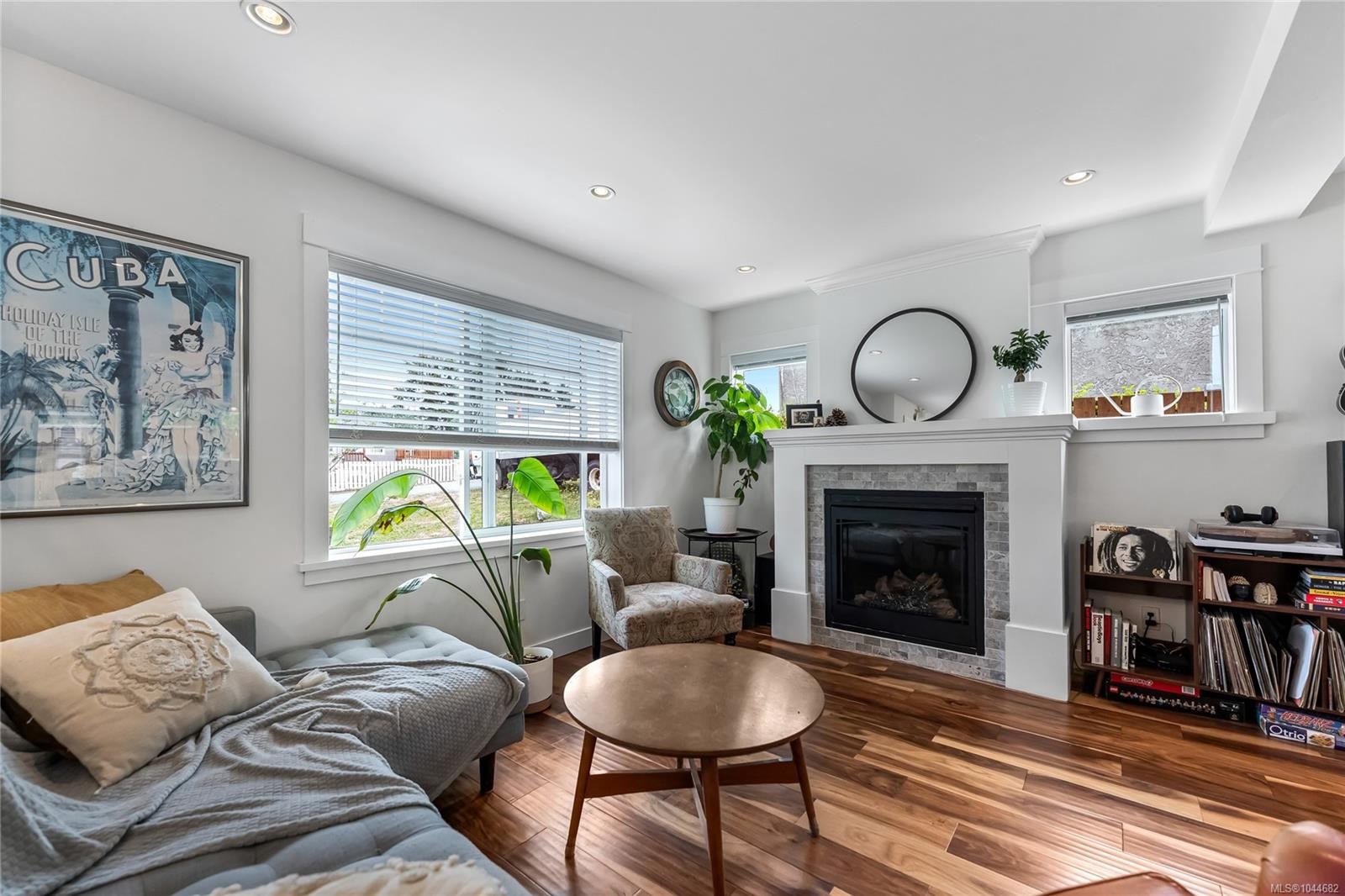 57 Sims Ave, Saanich, BC