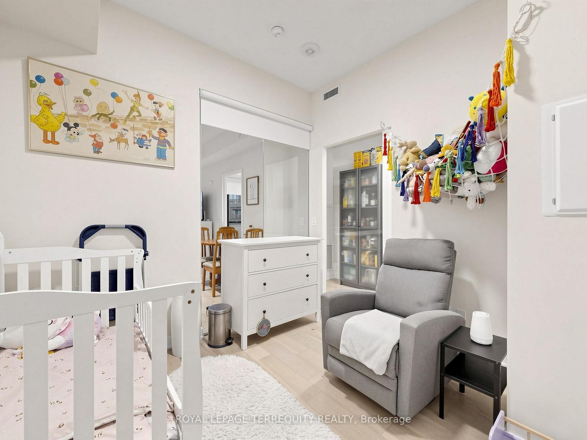 612-840 St Clair Avenue W, Toronto, ON - Indoor Photo Showing Bedroom