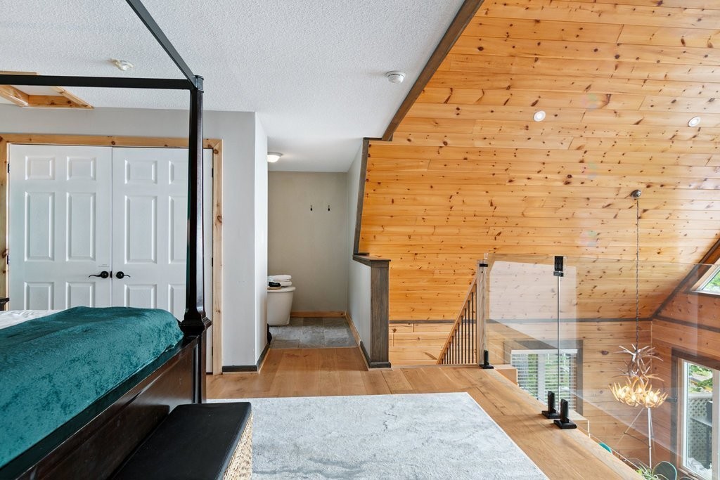 Master Bedroom - 327 Rue Thomas-Lefebvre, Mansfield-Et-Pontefract, QC - Indoor Photo Showing Other Room