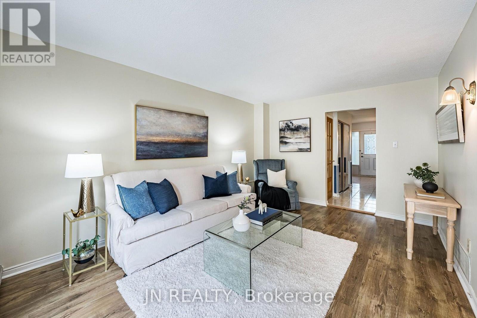 15 Gatwick Lane, Brampton - 15 Gatwick Lane, Brampton, ON - Indoor Photo Showing Living Room