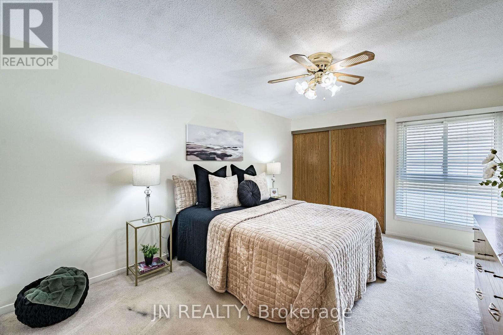 15 Gatwick Lane, Brampton - 15 Gatwick Lane, Brampton, ON - Indoor Photo Showing Bedroom