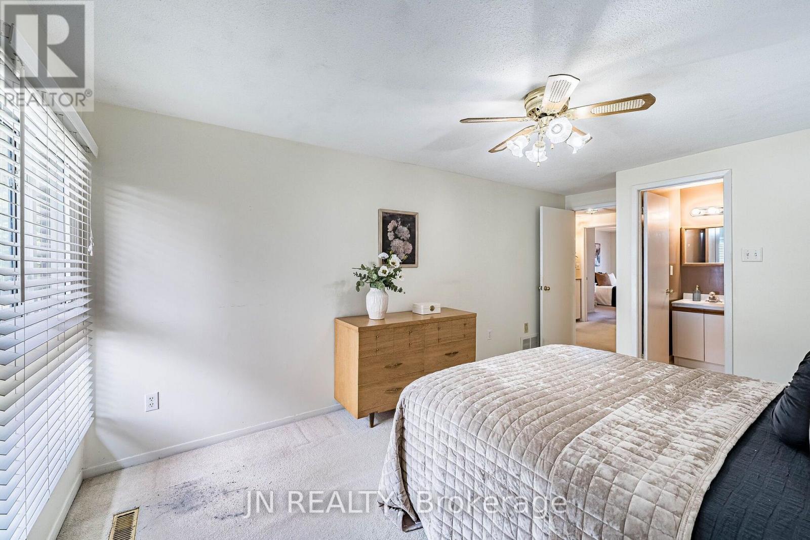 15 Gatwick Lane, Brampton - 15 Gatwick Lane, Brampton, ON - Indoor Photo Showing Bedroom