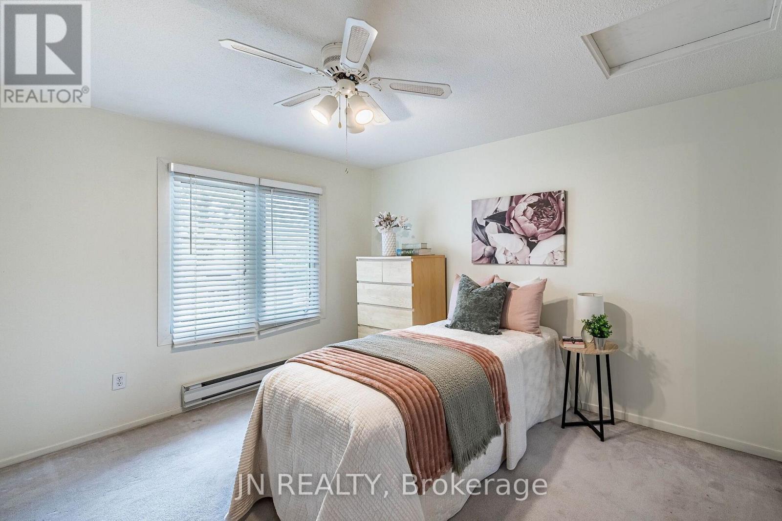 15 Gatwick Lane, Brampton - 15 Gatwick Lane, Brampton, ON - Indoor Photo Showing Bedroom