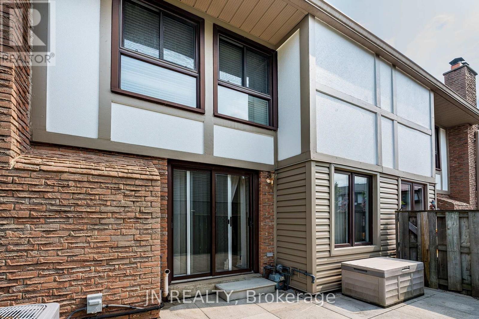 15 Gatwick Lane, Brampton, ON - Outdoor With Exterior