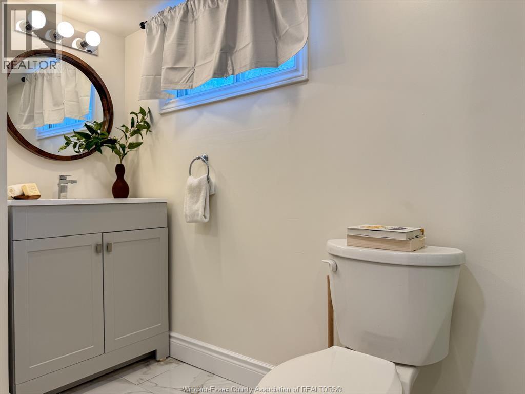 1008 Askin Avenue, Windsor, ON - Indoor Photo Showing Bathroom