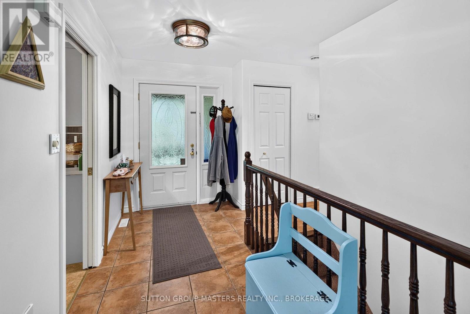 710 Maple Road, Loyalist (Lennox And Addington - South), ON - Indoor Photo Showing Other Room