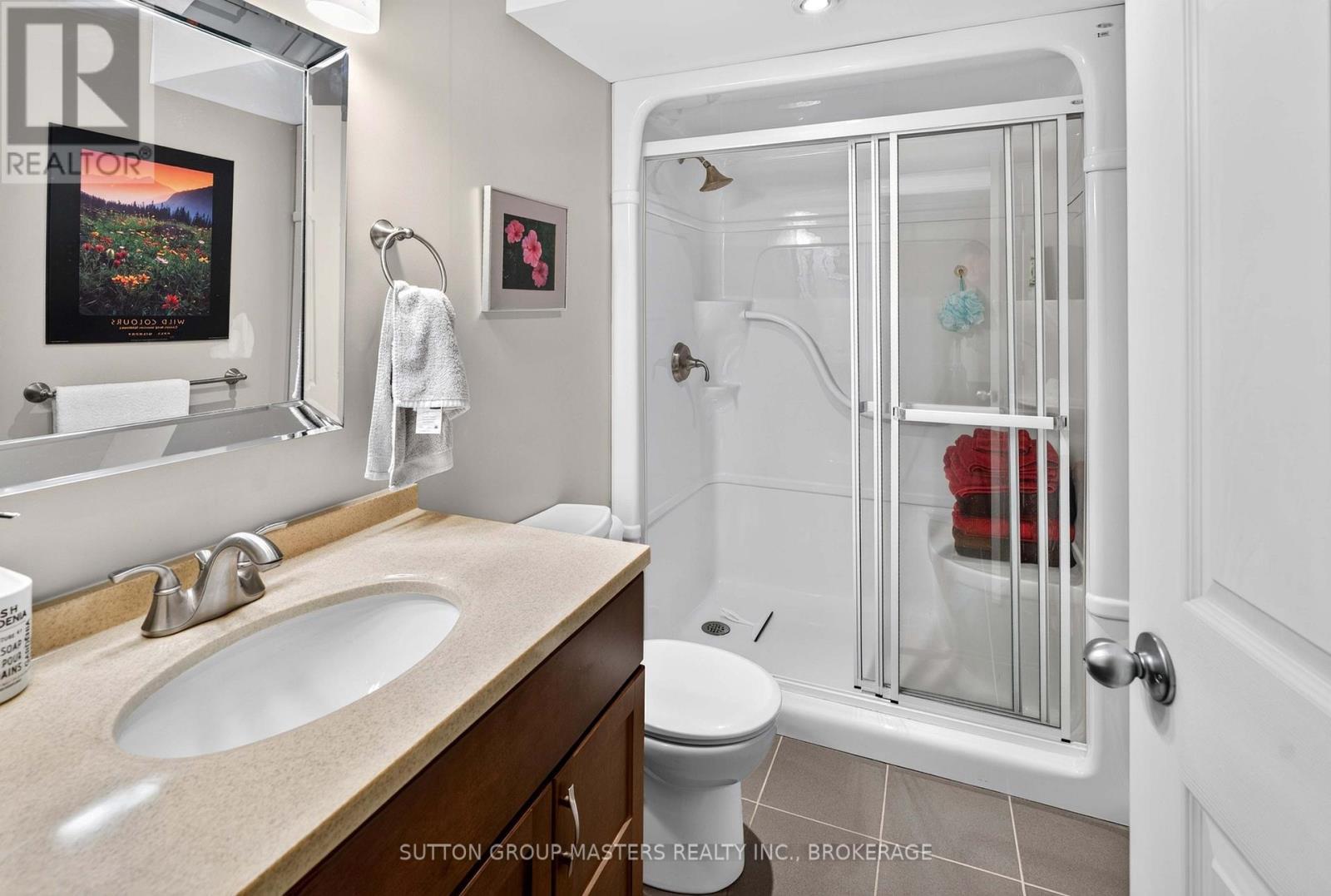 710 Maple Road, Loyalist (Lennox And Addington - South), ON - Indoor Photo Showing Bathroom