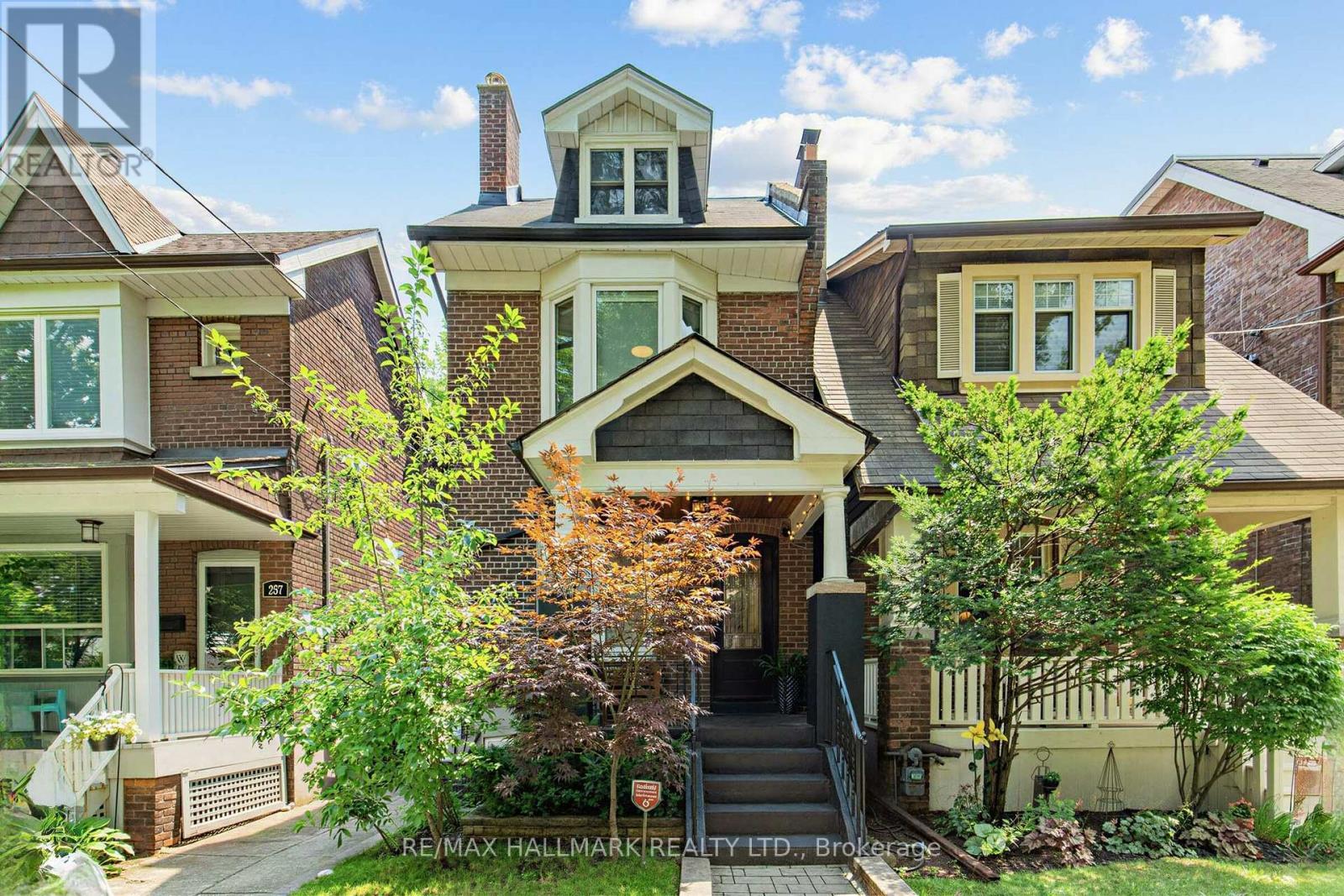 255 Strathmore Boulevard, Toronto, ON - Outdoor