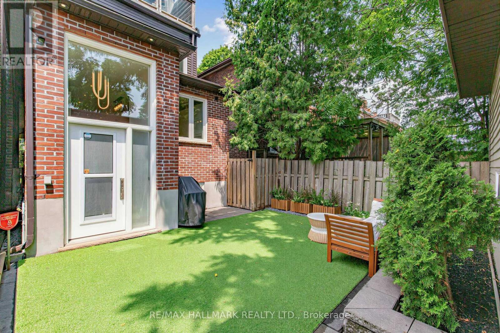 255 Strathmore Boulevard, Toronto, ON - Outdoor