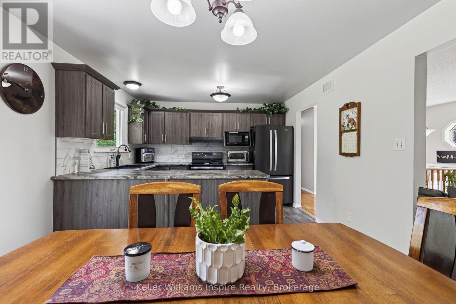12 Jamie Crescent, Petawawa, ON - Indoor
