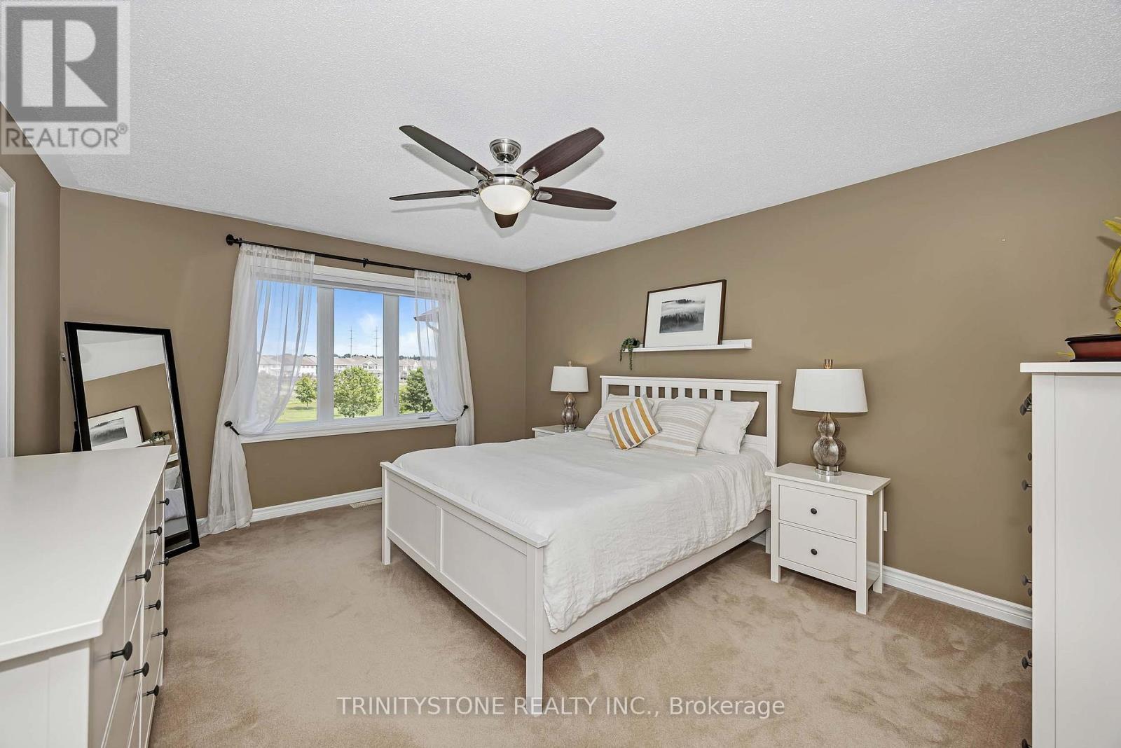 1114 Northgraves Crescent, Ottawa, ON - Indoor Photo Showing Bedroom