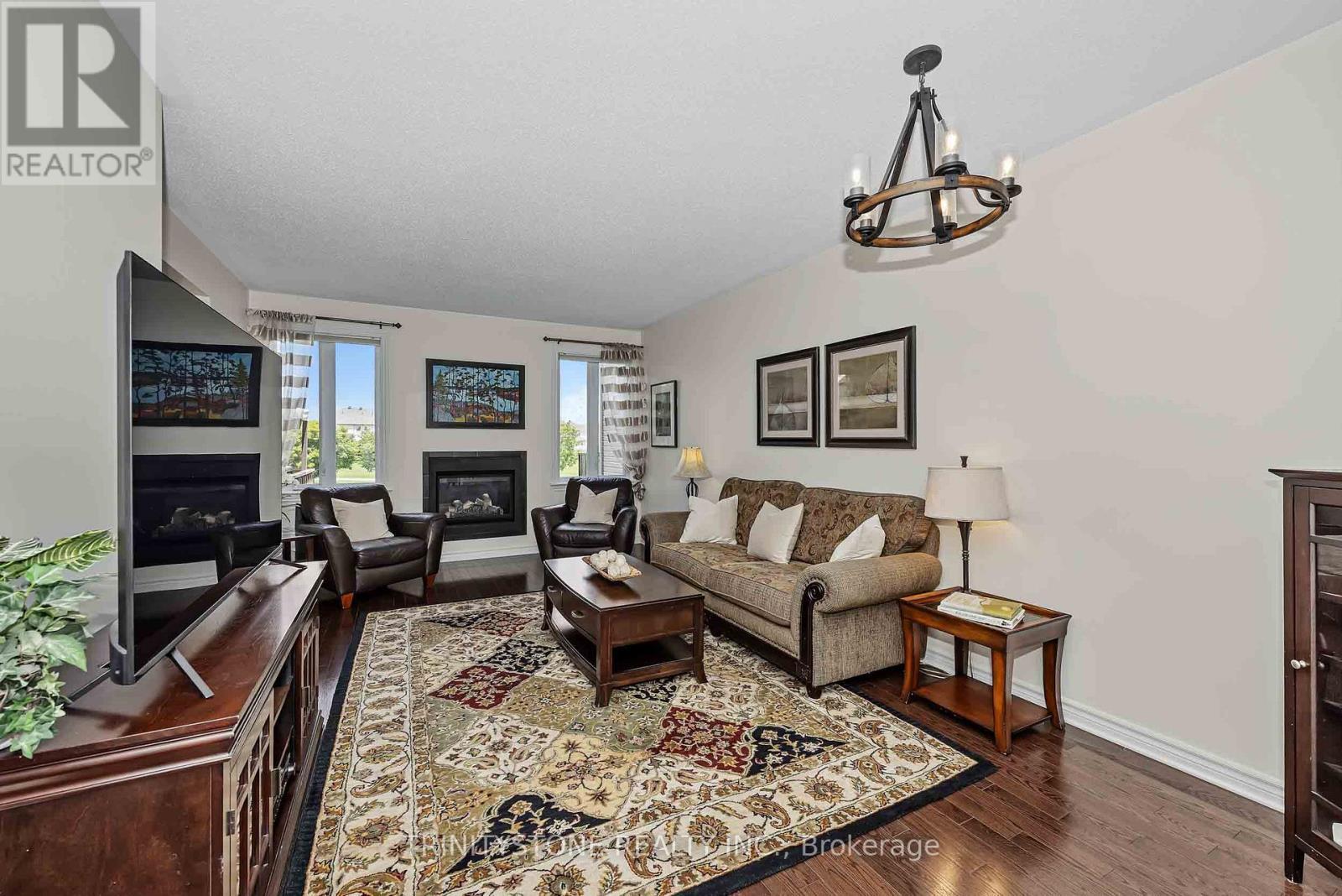 1114 Northgraves Crescent, Ottawa, ON - Indoor Photo Showing Living Room With Fireplace