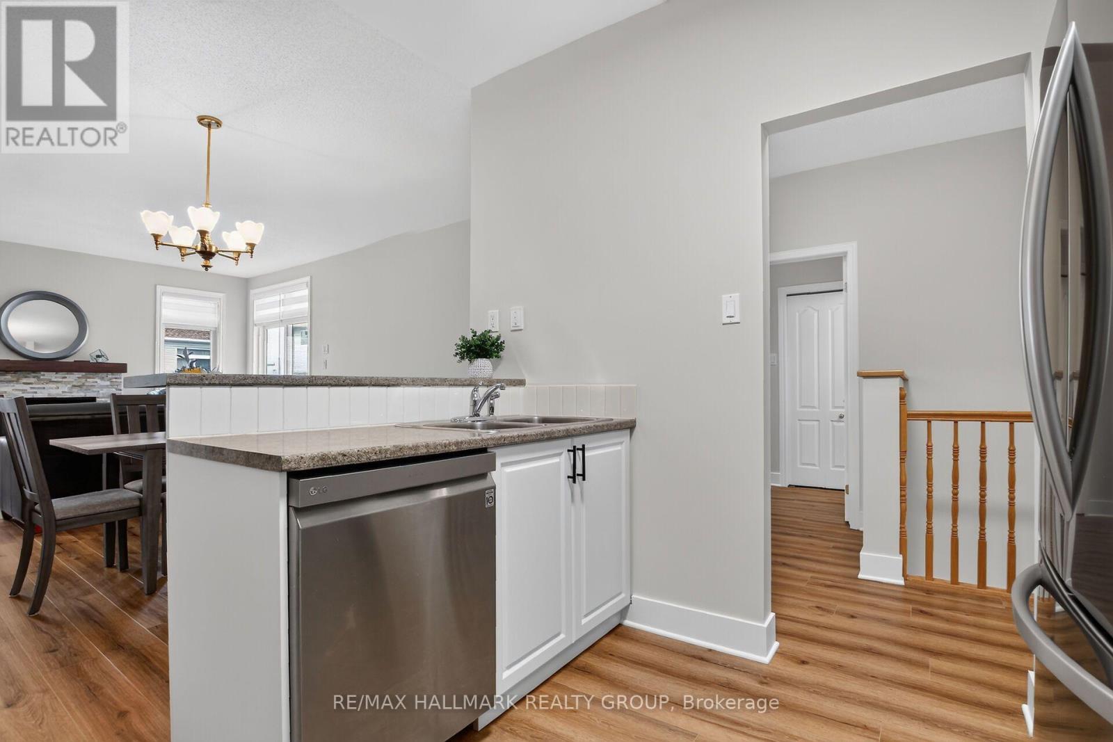75 Sable Run Drive, Ottawa, ON - Indoor