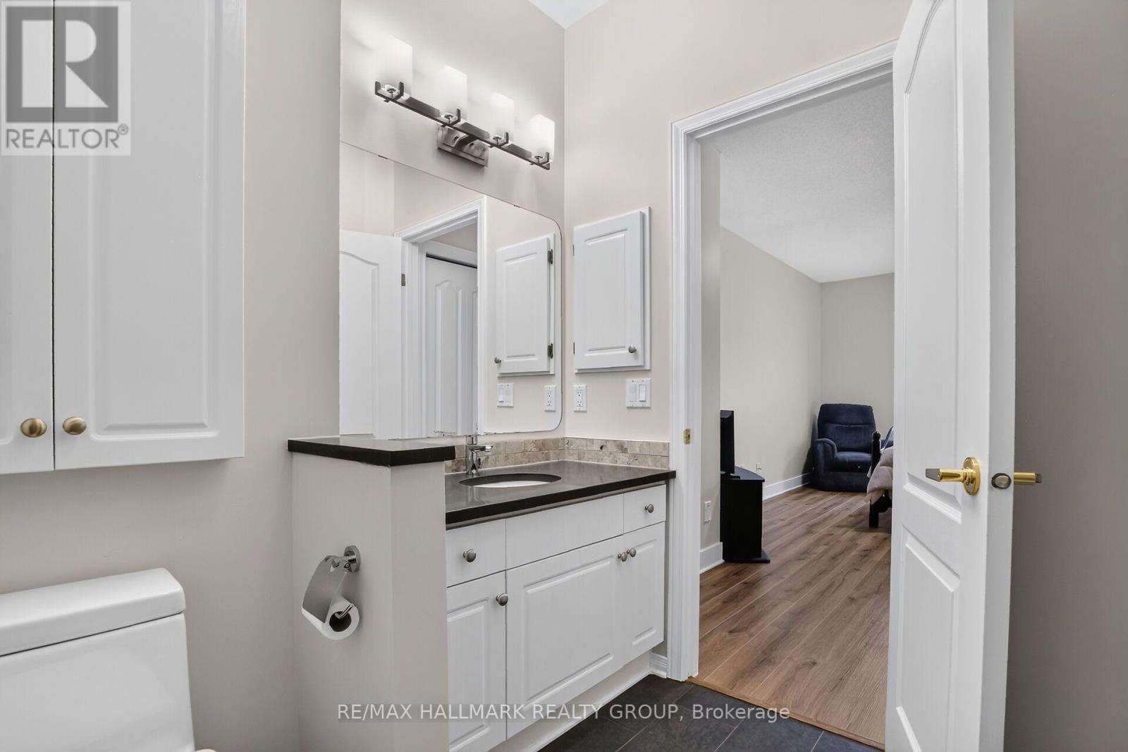 75 Sable Run Drive, Ottawa, ON - Indoor Photo Showing Bathroom