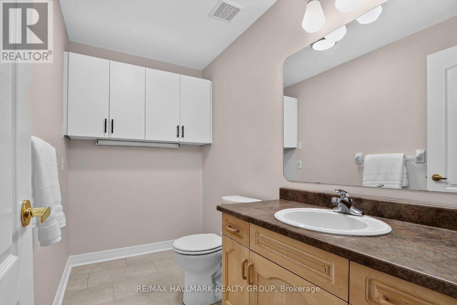 75 Sable Run Drive, Ottawa, ON - Indoor Photo Showing Bathroom