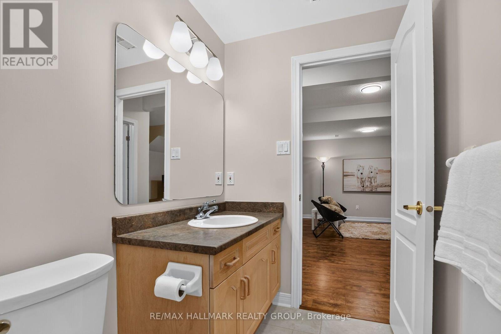 75 Sable Run Drive, Ottawa, ON - Indoor Photo Showing Bathroom