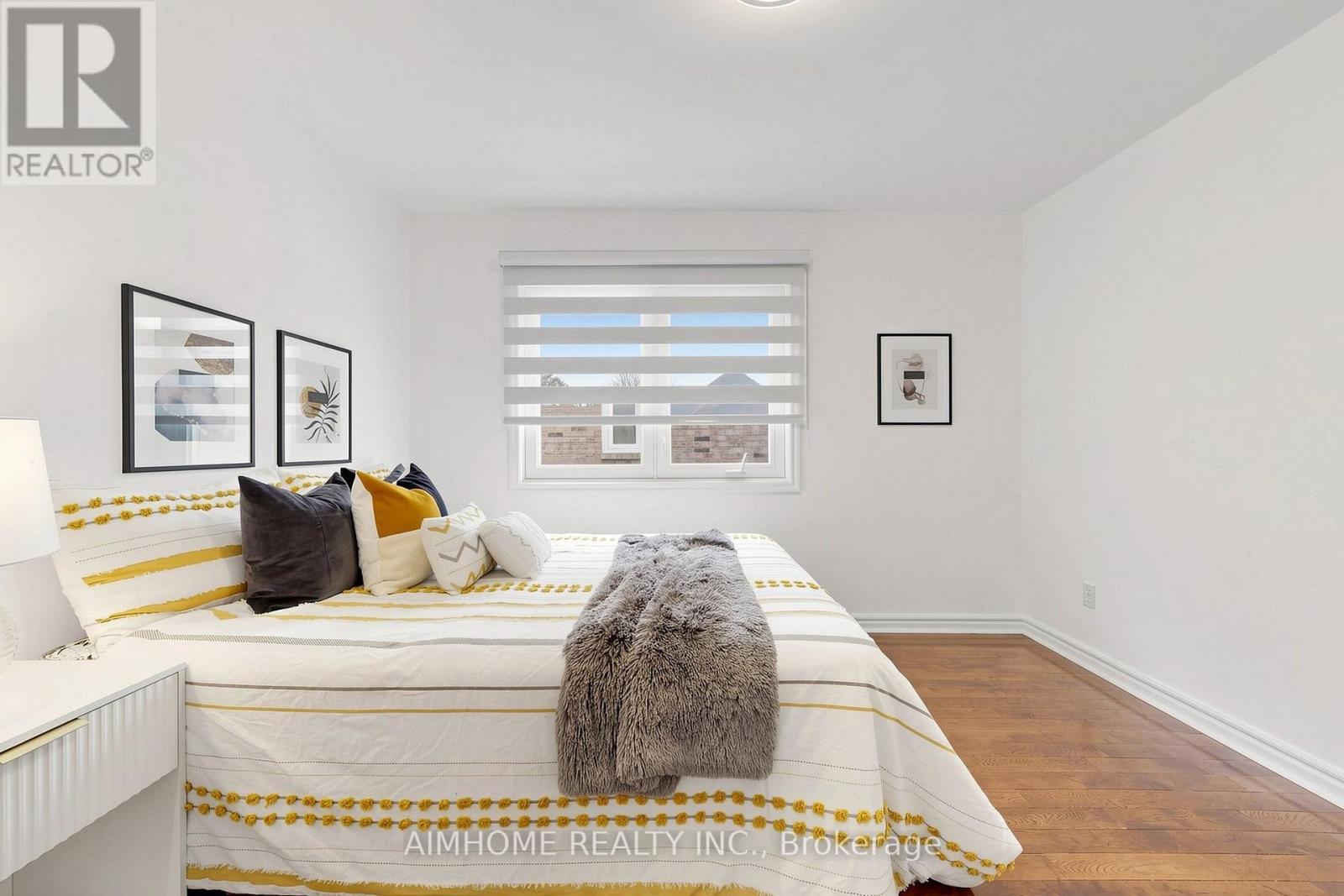 27 Melchior Crescent, Markham, ON - Indoor Photo Showing Bedroom