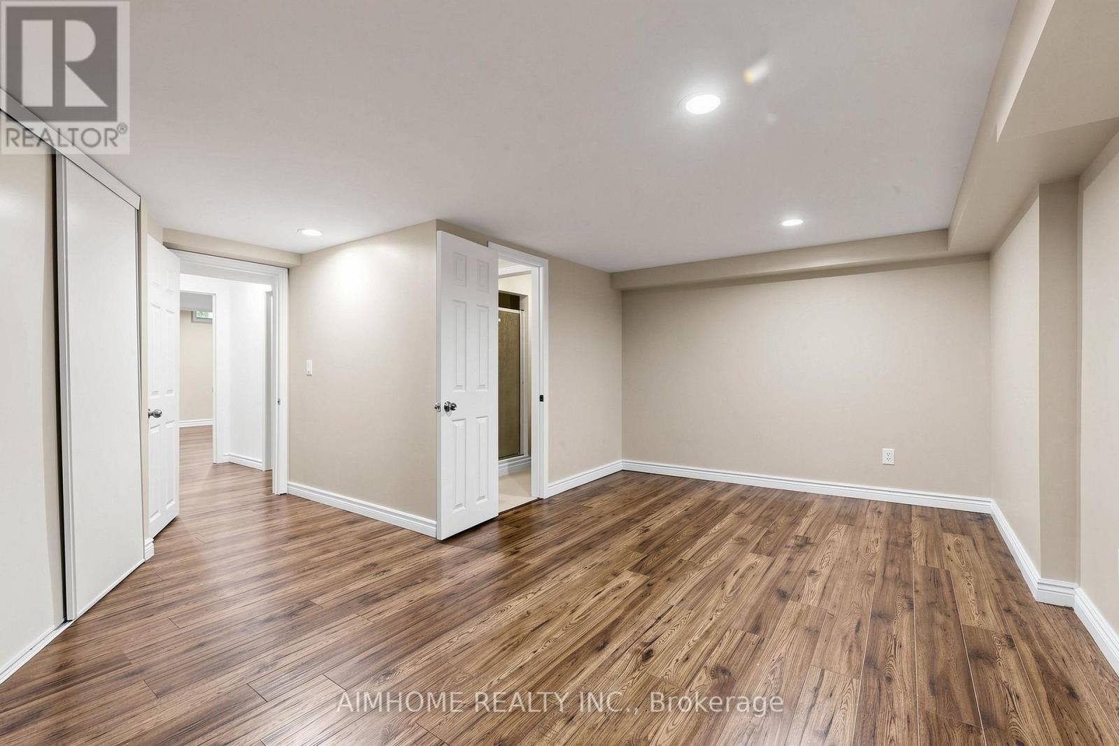 27 Melchior Crescent, Markham, ON - Indoor Photo Showing Other Room