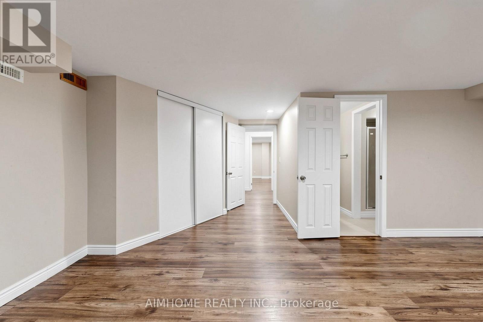 27 Melchior Crescent, Markham, ON - Indoor Photo Showing Other Room