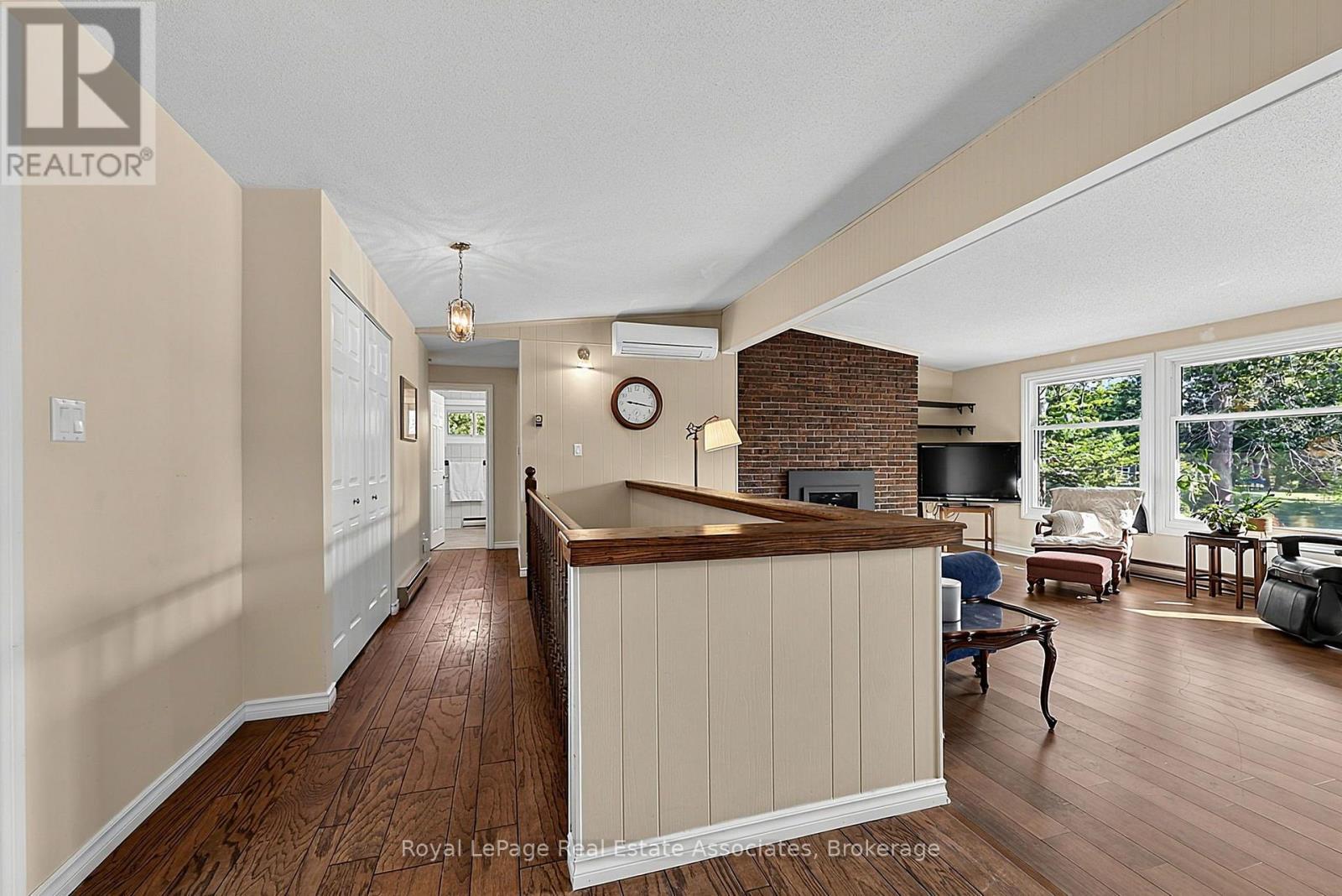408 Mooney Crescent, Orillia, ON - Indoor