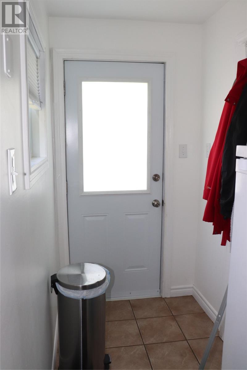 204 Main Road, Westbay, NL - Indoor Photo Showing Other Room