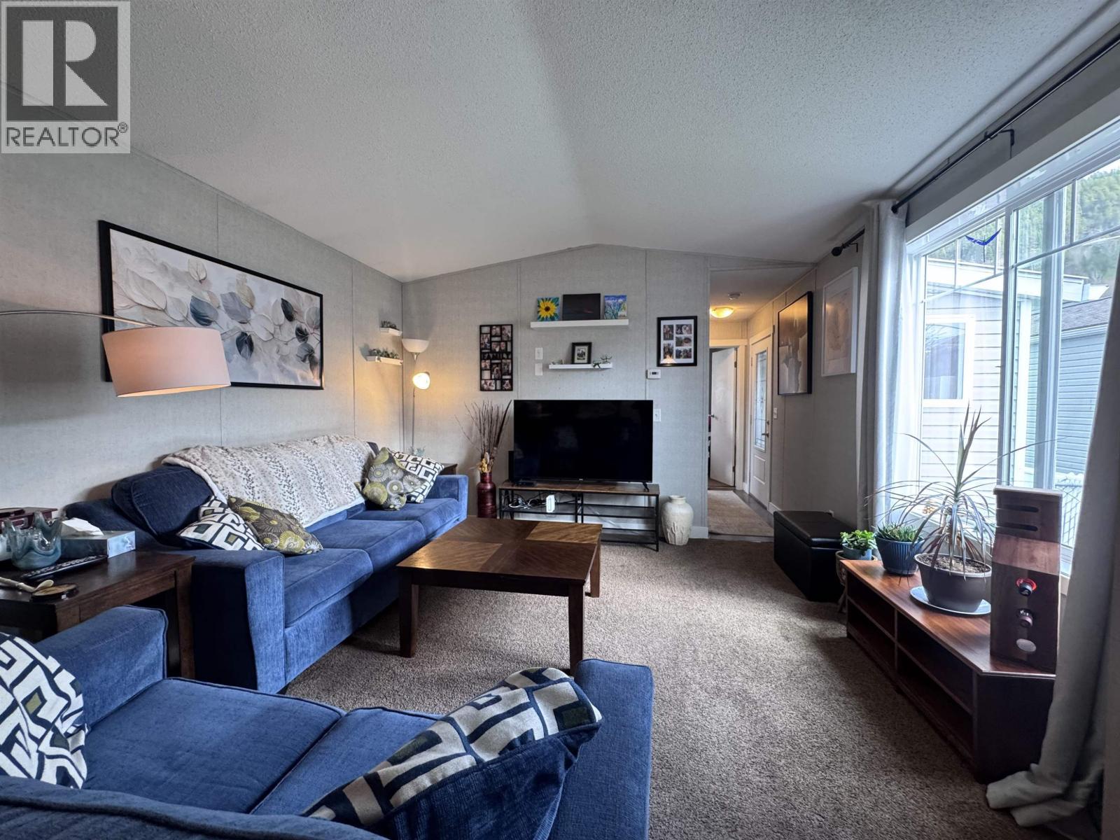 12 3614 Kalum Street, Terrace, BC - Indoor Photo Showing Living Room