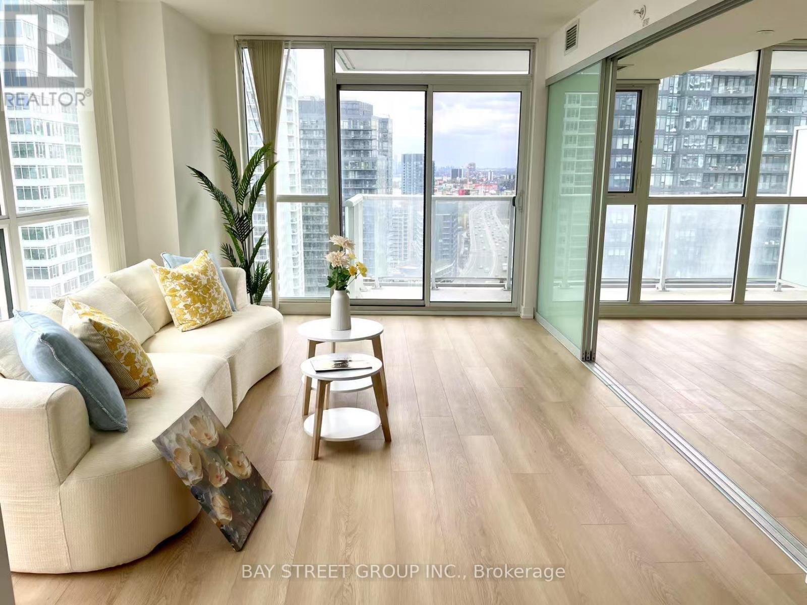 2908 - 75 Queens Wharf Road, Toronto, ON - Indoor Photo Showing Living Room