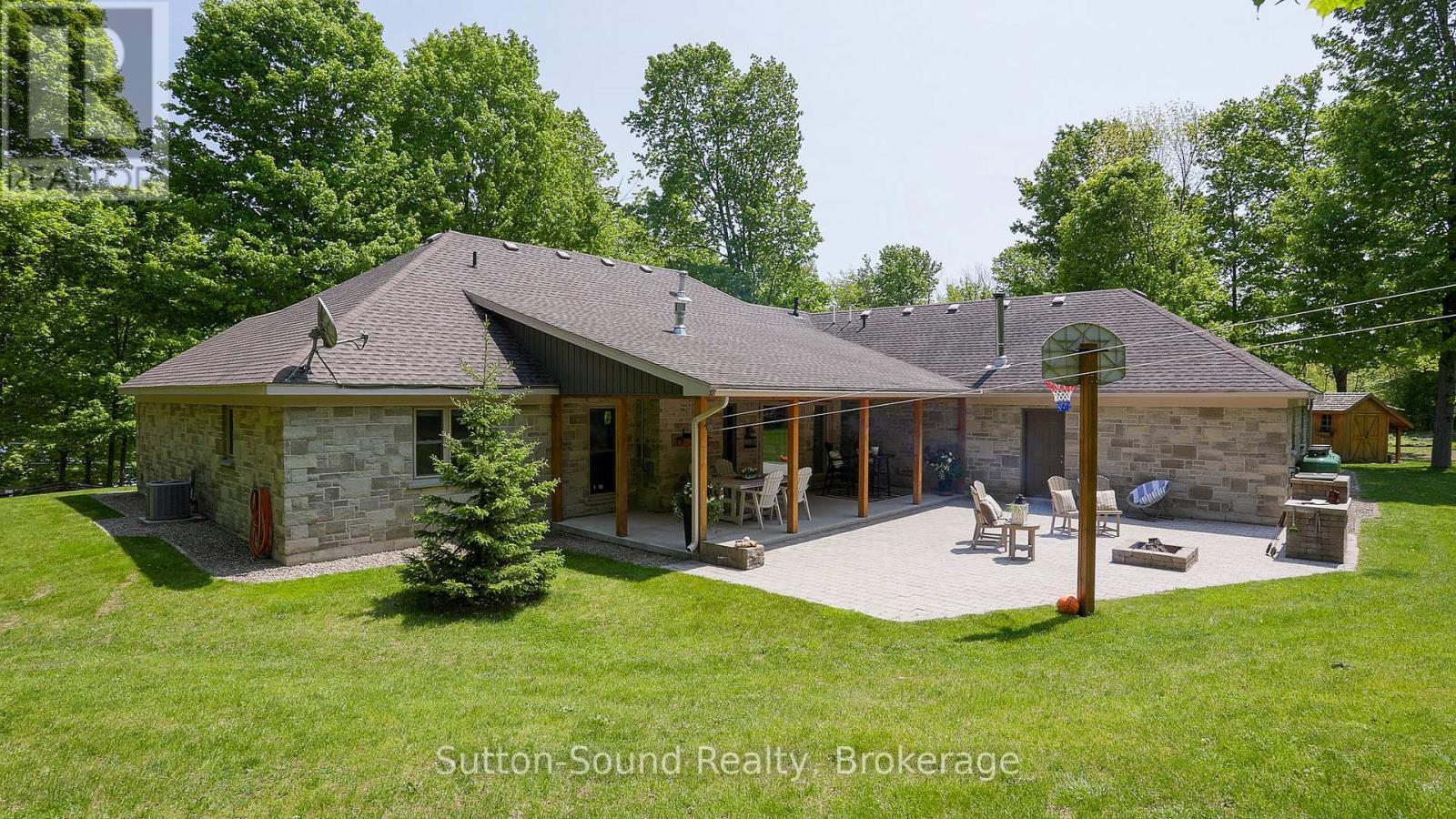 505556 Grey Road 1 Road, Georgian Bluffs, ON - Outdoor